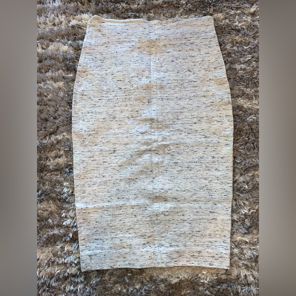 Wilfred Bodycon Midi Skirt - Picture 2 of 3